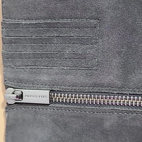 Michael Kors Caroline Grey Suede/Embossed Leather Snake Skin Heels Size 7 - Picture 4 of 6